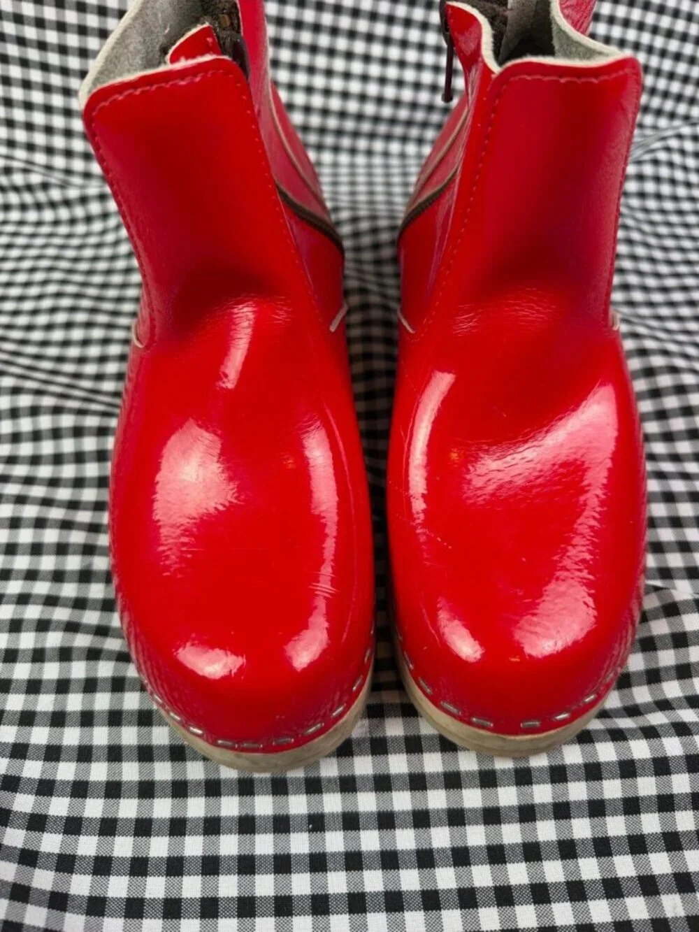 Hanna Andersson glossy candy
